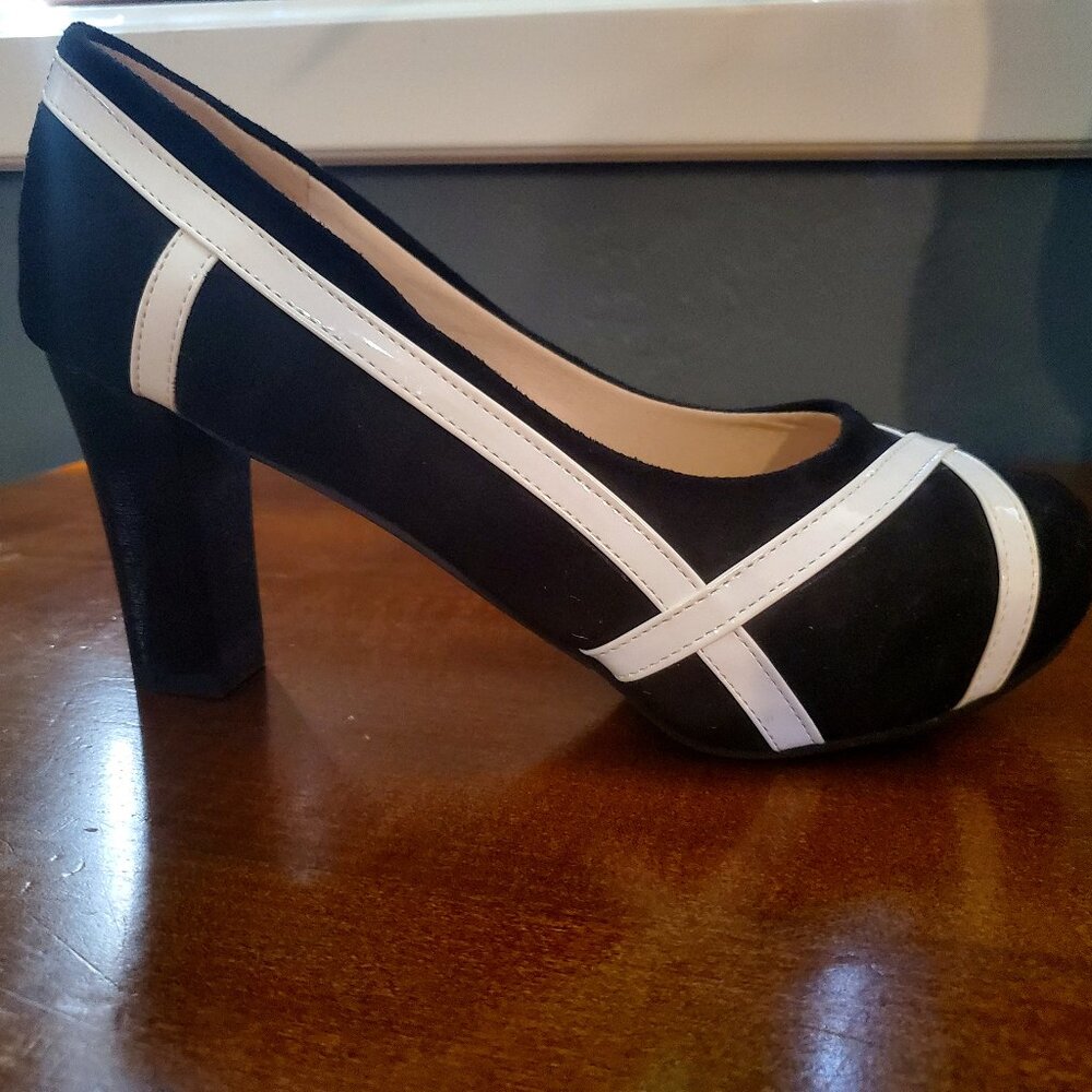 Size 11, Black Shoes with White Detail